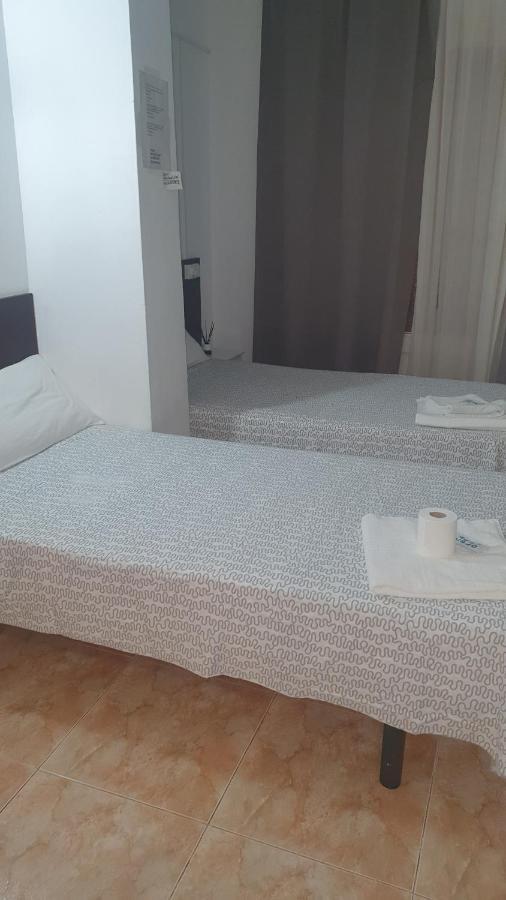 Hostal Sol Celeste Lloret de Mar Exterior foto