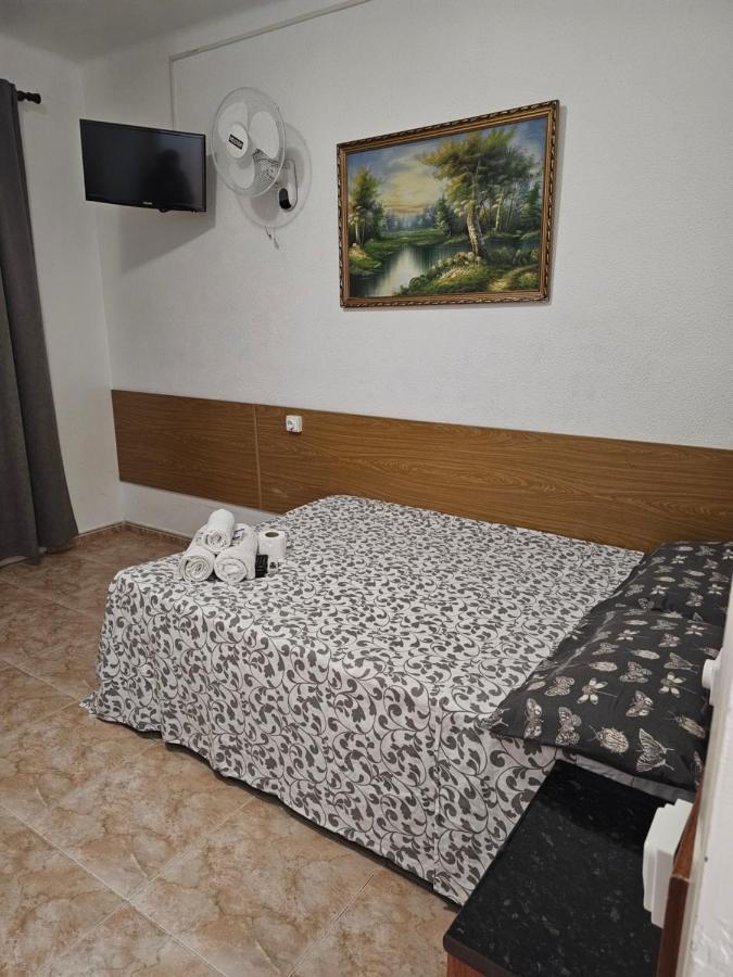 Hostal Sol Celeste Lloret de Mar Exterior foto